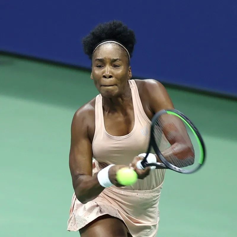 中占据了重 中占据了重